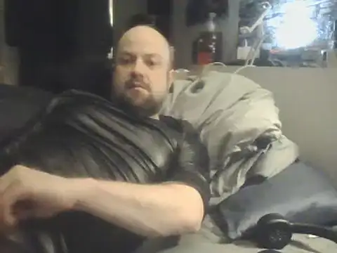Snapshot of Prehistorixxx2686 chatting on January 19, 3:29 am Prehistorixxx2686 online show from January 19, 3:29 am