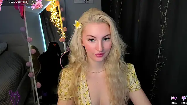 Kimmy powell online show from April 3, 2:51 am