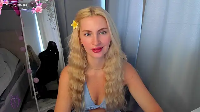 Snapshot of Kimmy_powell chatting on June 23, 3:15 am Kimmy powell online show from June 23, 3:15 am