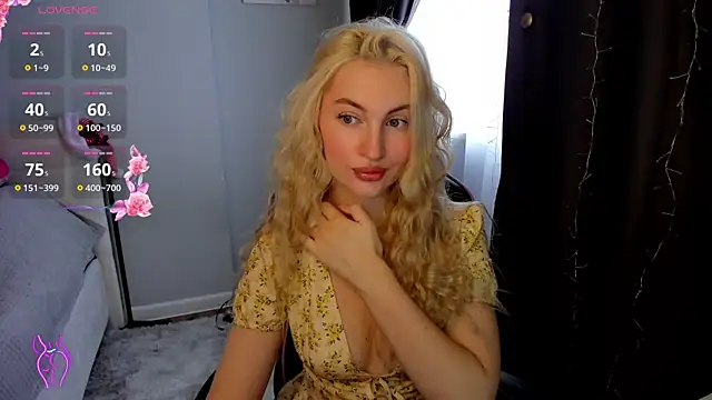 Snapshot of Kimmy_powell chatting on February 8, 3:48 am Kimmy powell online show from February 8, 3:48 am