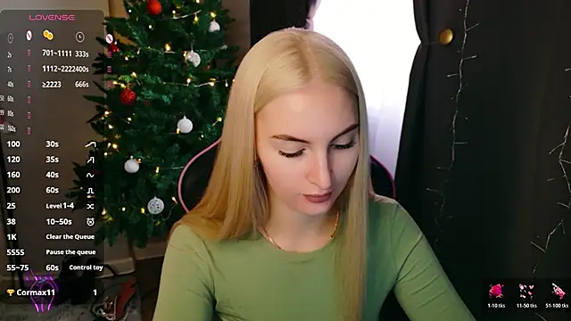 Snapshot of Kimmy_powell chatting on January 15, 10:07 am Kimmy powell online show from January 15, 10:07 am