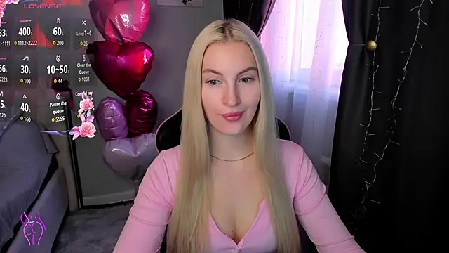 Snapshot of Kimmy_powell chatting on February 15, 11:31 am Kimmy powell online show from February 15, 11:31 am