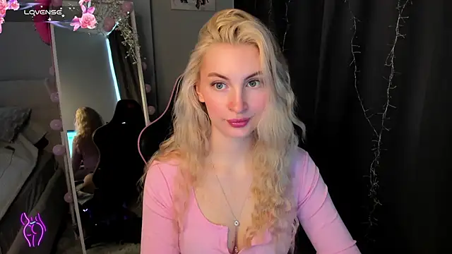 Kimmy powell online show from May 3, 2:49 am