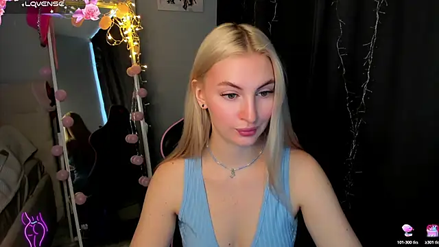 Kimmy powell online show from March 26, 3:27 am