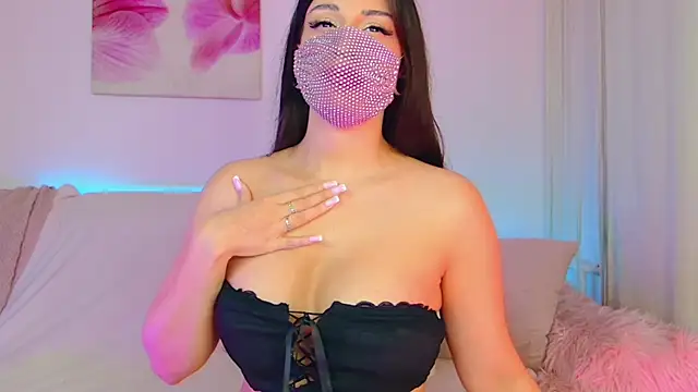 Snapshot of the_sabenna chatting on November 9, 12:53 pm the sabenna online show from November 9, 12:53 pm