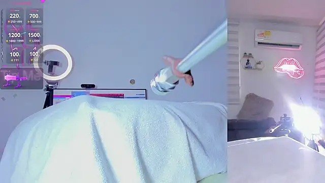 Abigail Girl   online show from January 18, 5:27 pm