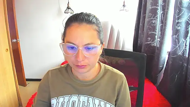 samantha  wilson online show from October 27, 2:51 pm