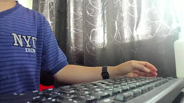 samantha  wilson online show from November 14, 1:59 pm