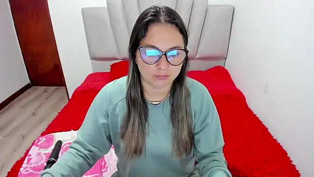 samantha  wilson online show from February 22, 12:24 am