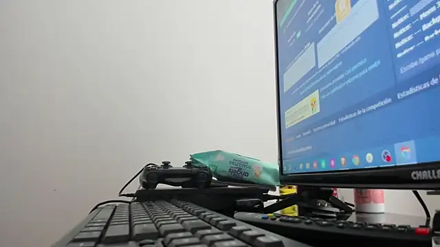 samantha  wilson online show from December 22, 3:12 pm