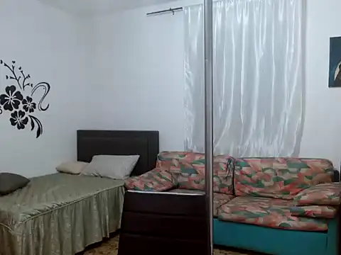 danasantoreal online show from November 18, 8:17 am