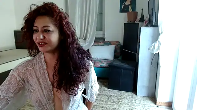 Snapshot of danasantoreal chatting on July 18, 7:50 am danasantoreal online show from July 18, 7:50 am