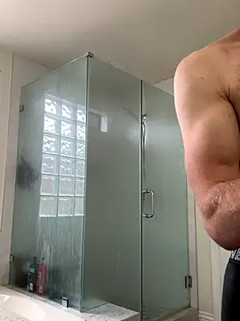 El Gizmo online show from November 13, 5:39 pm