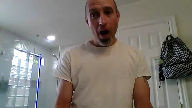 El Gizmo online show from May 4, 9:28 pm