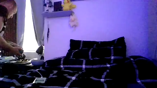 El Gizmo online show from March 31, 7:16 pm