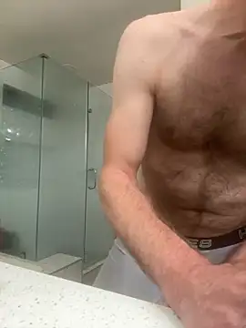 El Gizmo online show from October 30, 7:50 am