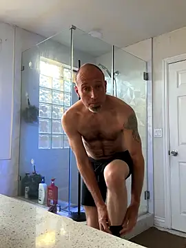 El Gizmo online show from January 12, 4:03 pm