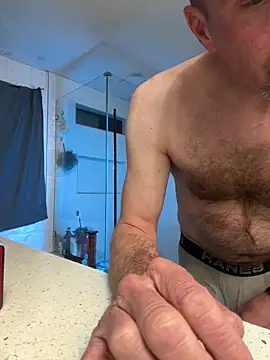 El Gizmo online show from February 20, 2:41 am