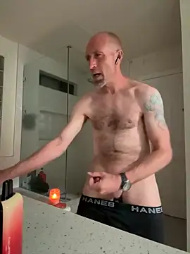 El Gizmo online show from September 26, 9:05 am