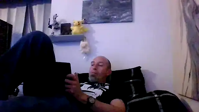 El Gizmo online show from March 31, 7:10 am