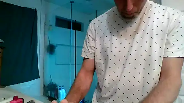 El Gizmo online show from February 14, 11:21 am