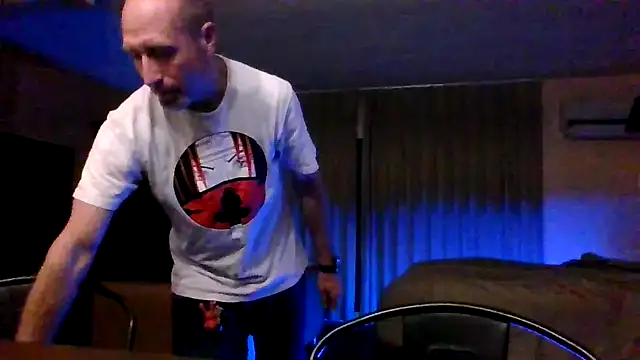 El Gizmo online show from March 27, 7:28 am