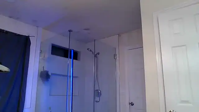 El Gizmo online show from March 10, 4:49 am