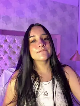 Snapshot of hanna_lee02 chatting on January 29, 12:02 pm hanna lee02 online show from January 29, 12:02 pm