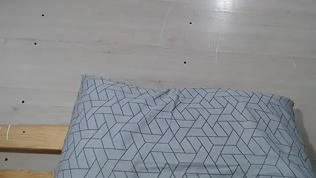 Snapshot of CRISTIINA37 chatting on November 10, 1:49 pm CRISTIINA37 online show from November 10, 1:49 pm