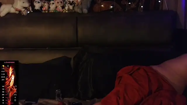 Snapshot of Hard_to_Handlexxx chatting on January 31, 11:24 pm Hard to Handlexxx online show from January 31, 11:24 pm