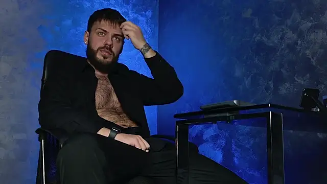 juliusmasters online show from December 16, 8:57 pm