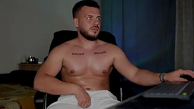 Snapshot of juliusmasters chatting on September 20, 10:59 pm juliusmasters online show from September 20, 10:59 pm