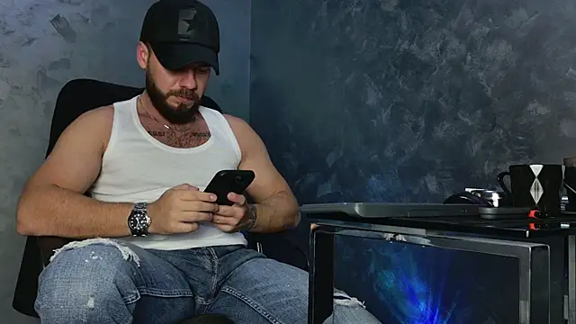 Snapshot of juliusmasters chatting on November 23, 7:46 pm juliusmasters online show from November 23, 7:46 pm