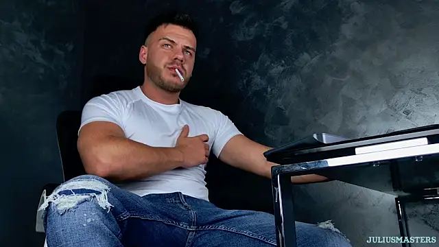 juliusmasters online show from February 7, 11:13 pm