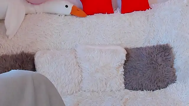 LisaMooore online show from March 10, 8:40 am