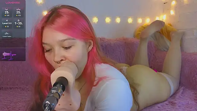 May aster online show from December 4, 9:14 pm