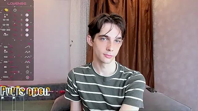 Aaron Boom online show from June 3, 1:17 am