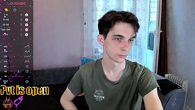Aaron Boom online show from May 8, 1:59 pm