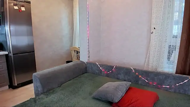 Aaron Boom online show from June 4, 4:33 pm