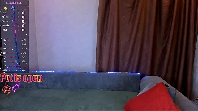 Aaron Boom online show from April 13, 1:42 am