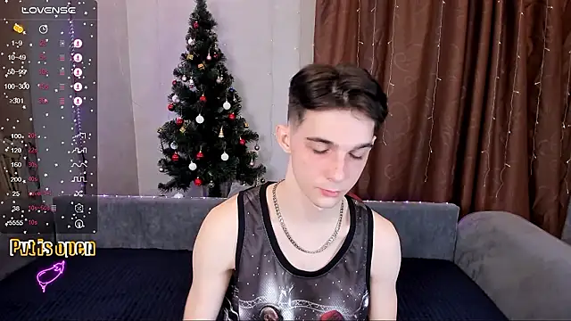 Aaron Boom online show from January 16, 5:00 am