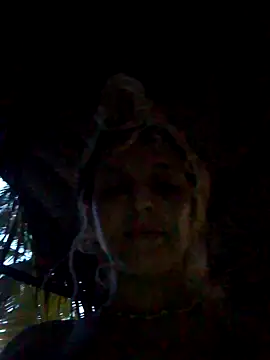 Snapshot of KeylacabreraC chatting on December 21, 10:51 pm KeylacabreraC online show from December 21, 10:51 pm