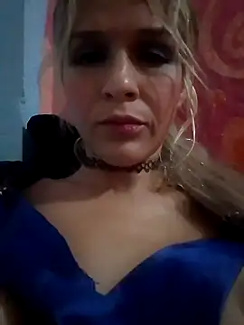 Snapshot of KeylacabreraC chatting on February 13, 4:22 am KeylacabreraC online show from February 13, 4:22 am
