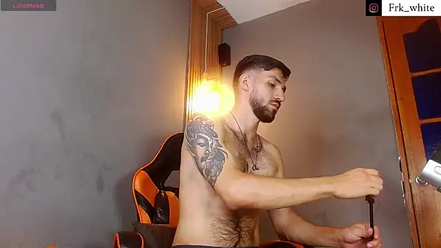 Mr WhiteCock online show from April 14, 10:04 pm