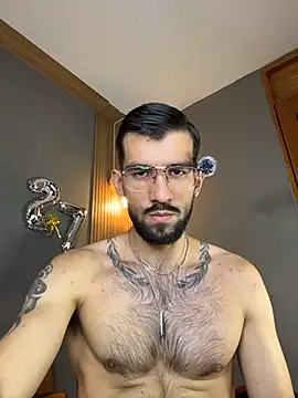 Snapshot of Mr_WhiteCock chatting on July 11, 7:14 pm Mr WhiteCock online show from July 11, 7:14 pm