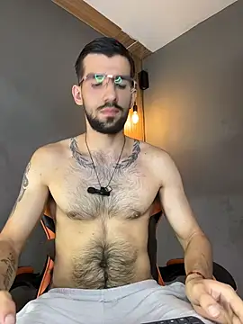 Snapshot of Mr_WhiteCock chatting on June 30, 4:07 pm Mr WhiteCock online show from June 30, 4:07 pm