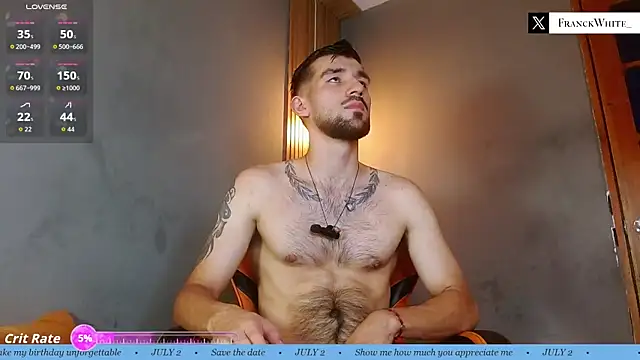 Snapshot of Mr_WhiteCock chatting on June 10, 10:55 pm Mr WhiteCock online show from June 10, 10:55 pm