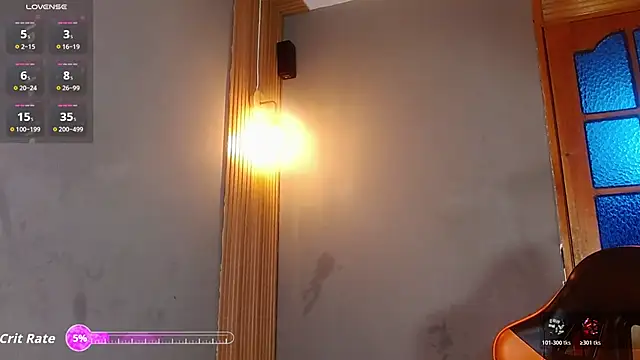 Mr WhiteCock online show from April 5, 6:31 am