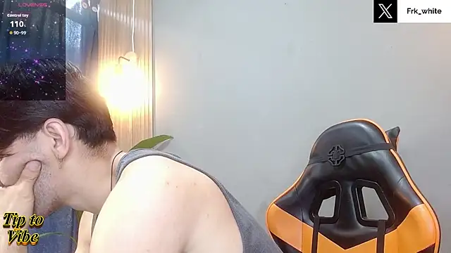 Mr WhiteCock online show from December 22, 3:56 pm