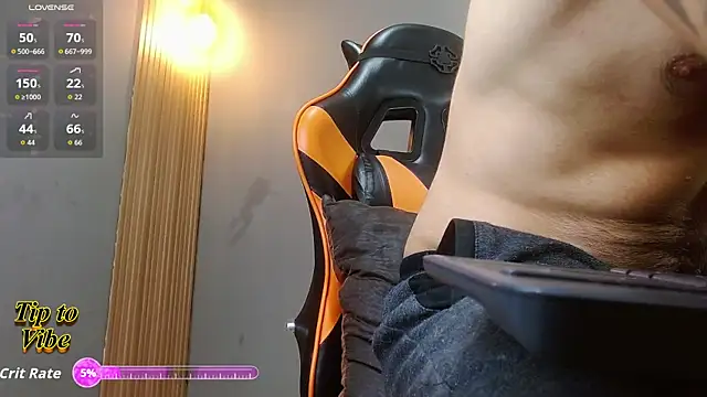 Mr WhiteCock online show from March 25, 4:23 am